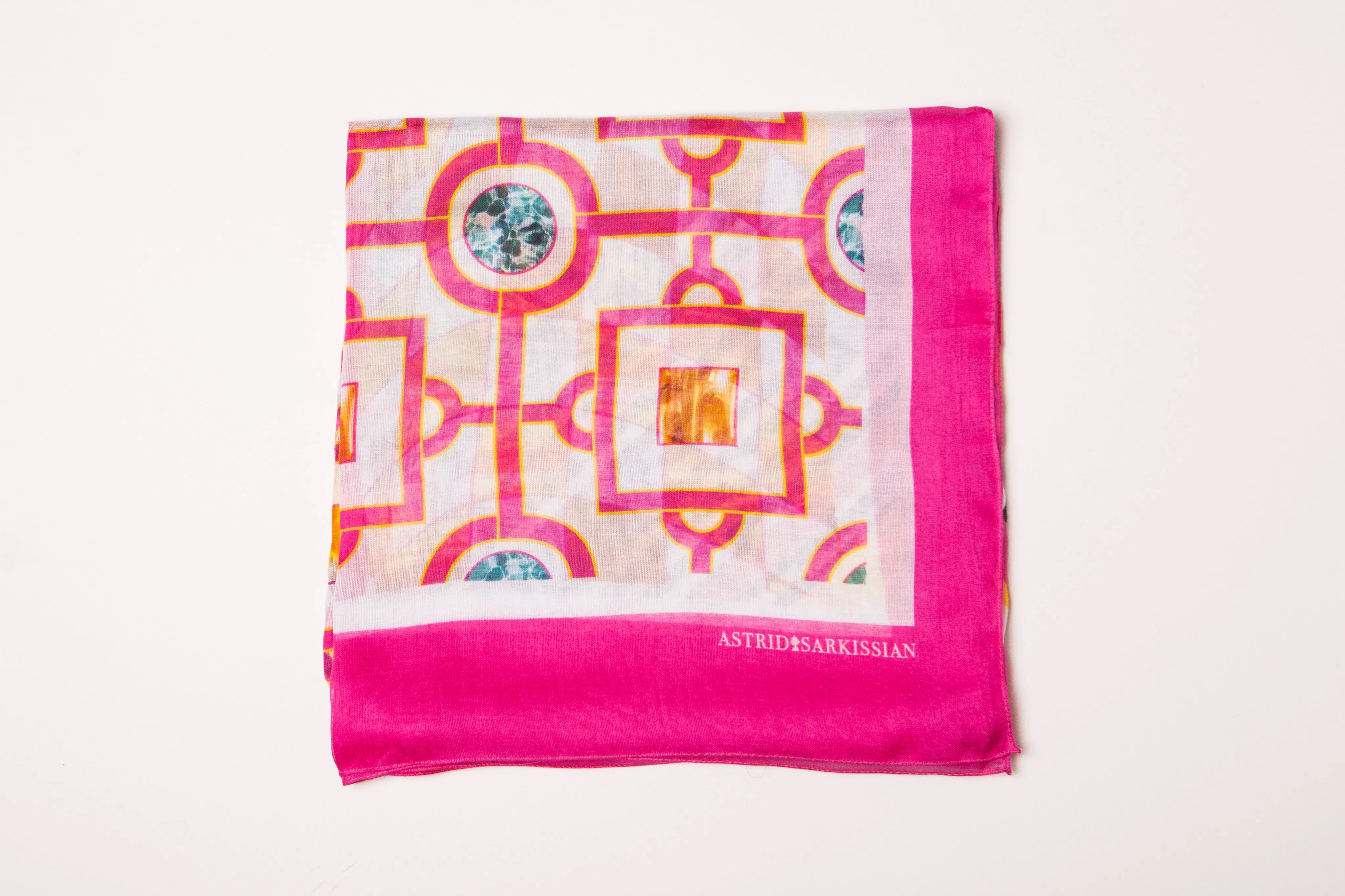 Ananas Rose Modal Scarf
