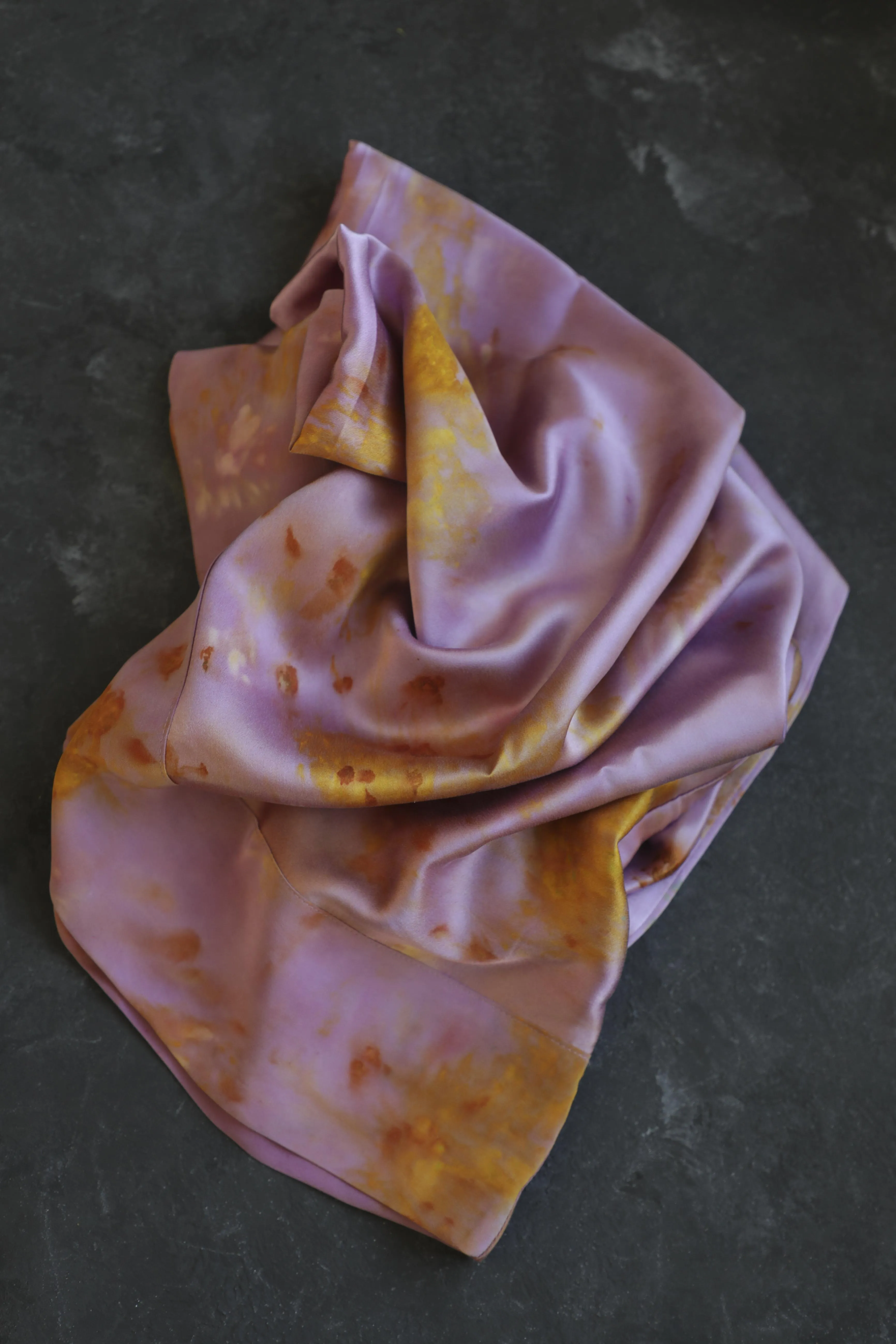 Botanical Print Naturally Dyed Silk Pillowcase / MAGENTA